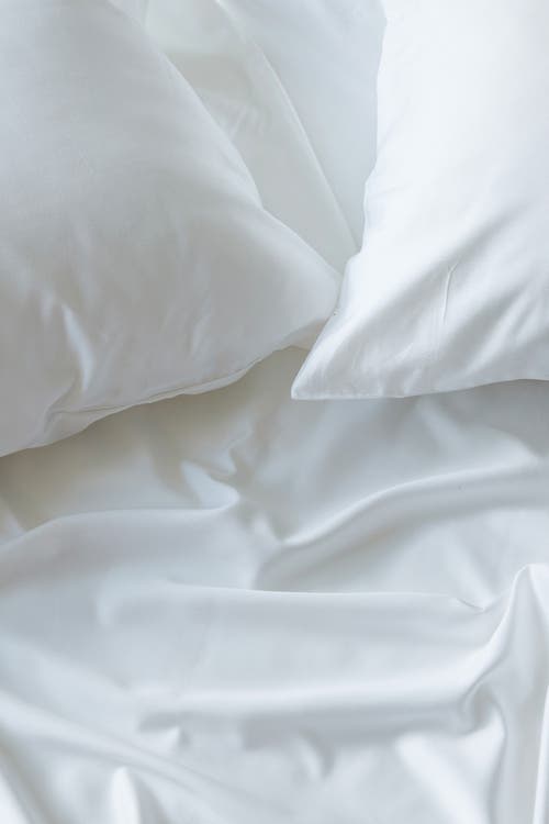Bedvoyage Luxury 100% Viscose Cooling Pillowcase Set In White