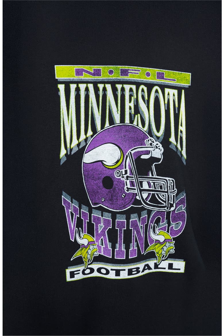 Minnesota Vikings Helmet Flea Market Crewneck Sweatshirt, Alternate, color, BLACK
