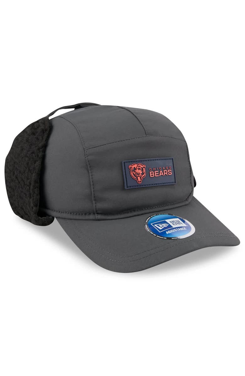 New Era Men's New Era Charcoal Chicago Bears 2025 Sideline Cold Weather Runner Dog Ear Adjustable Hat, Alternate, color, Charcoal