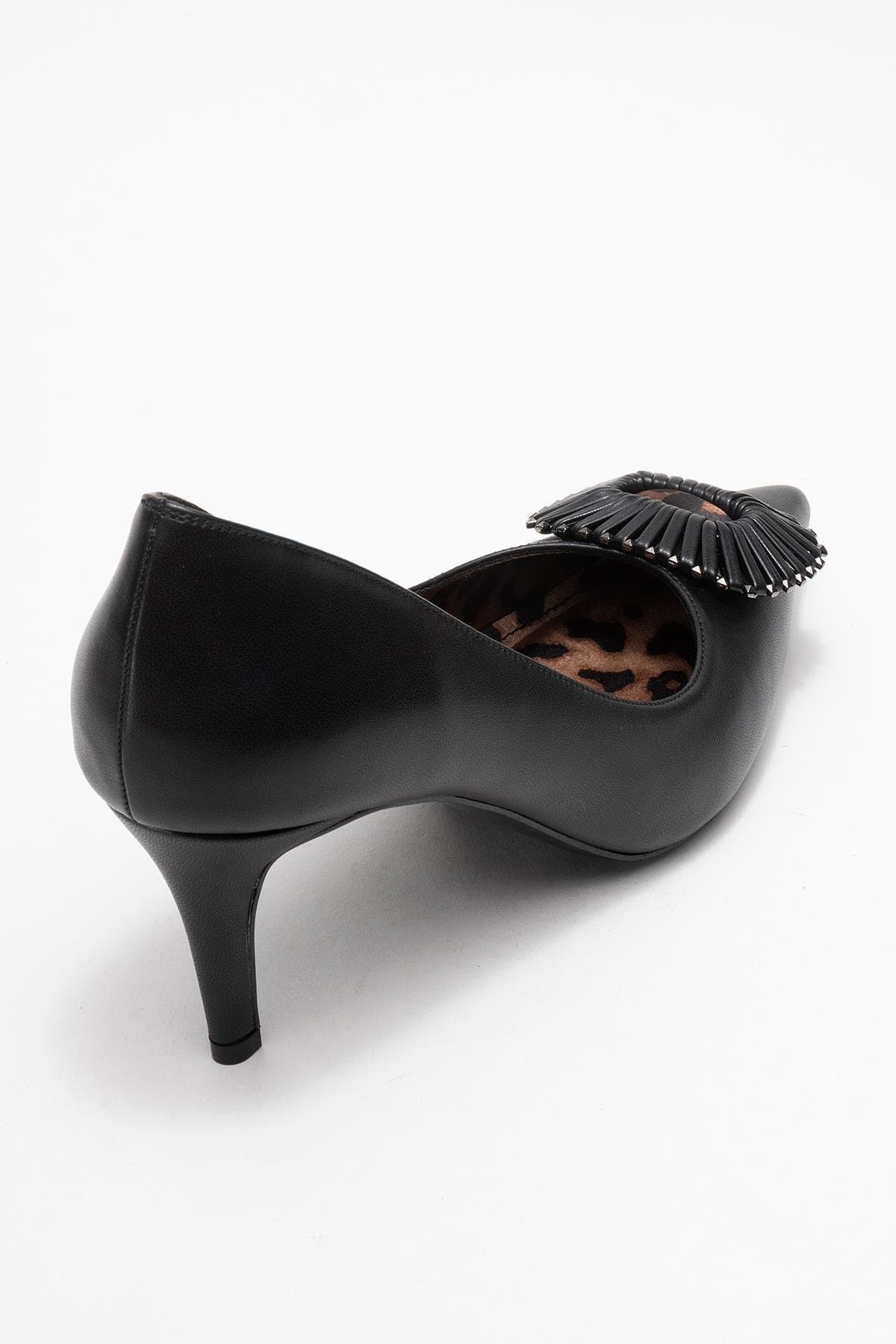 Prologue Shoes Great Buckle Pointed Toe Pump, Alternate, color, Black