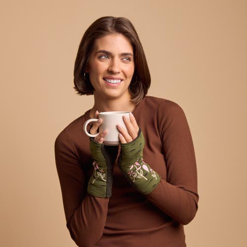 Feelgoodz Artisan Crafted Fleece Lined Viola Fingerless Gloves In Green