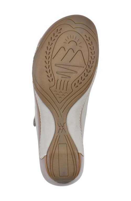 White Mountain Footwear Valencia Wedge Sandal In Ice Burnished Smooth