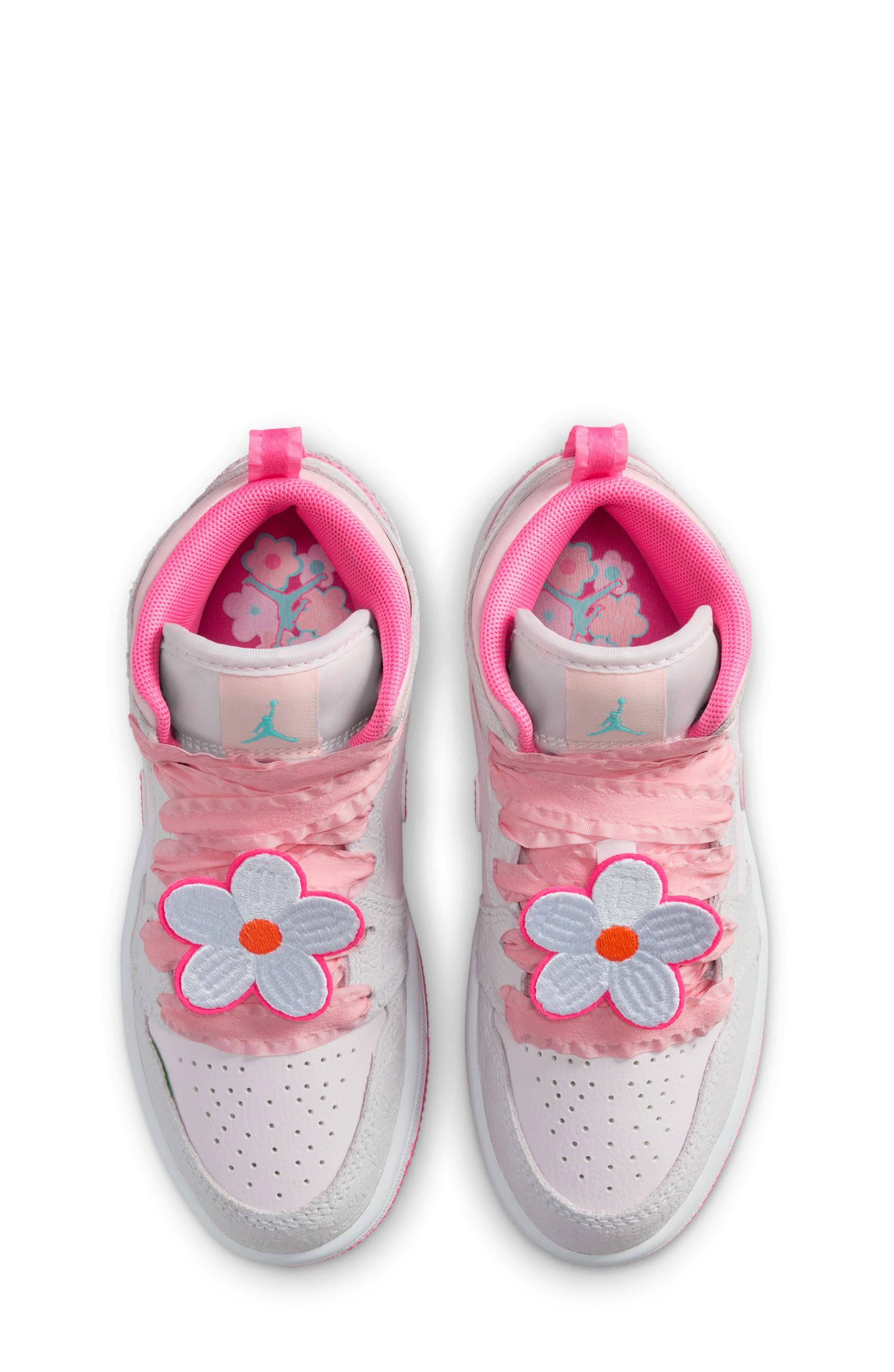 Jordan Kids' Air Jordan 1 Mid Sneaker, Alternate, color, 001 Vastgy/Pnkglw