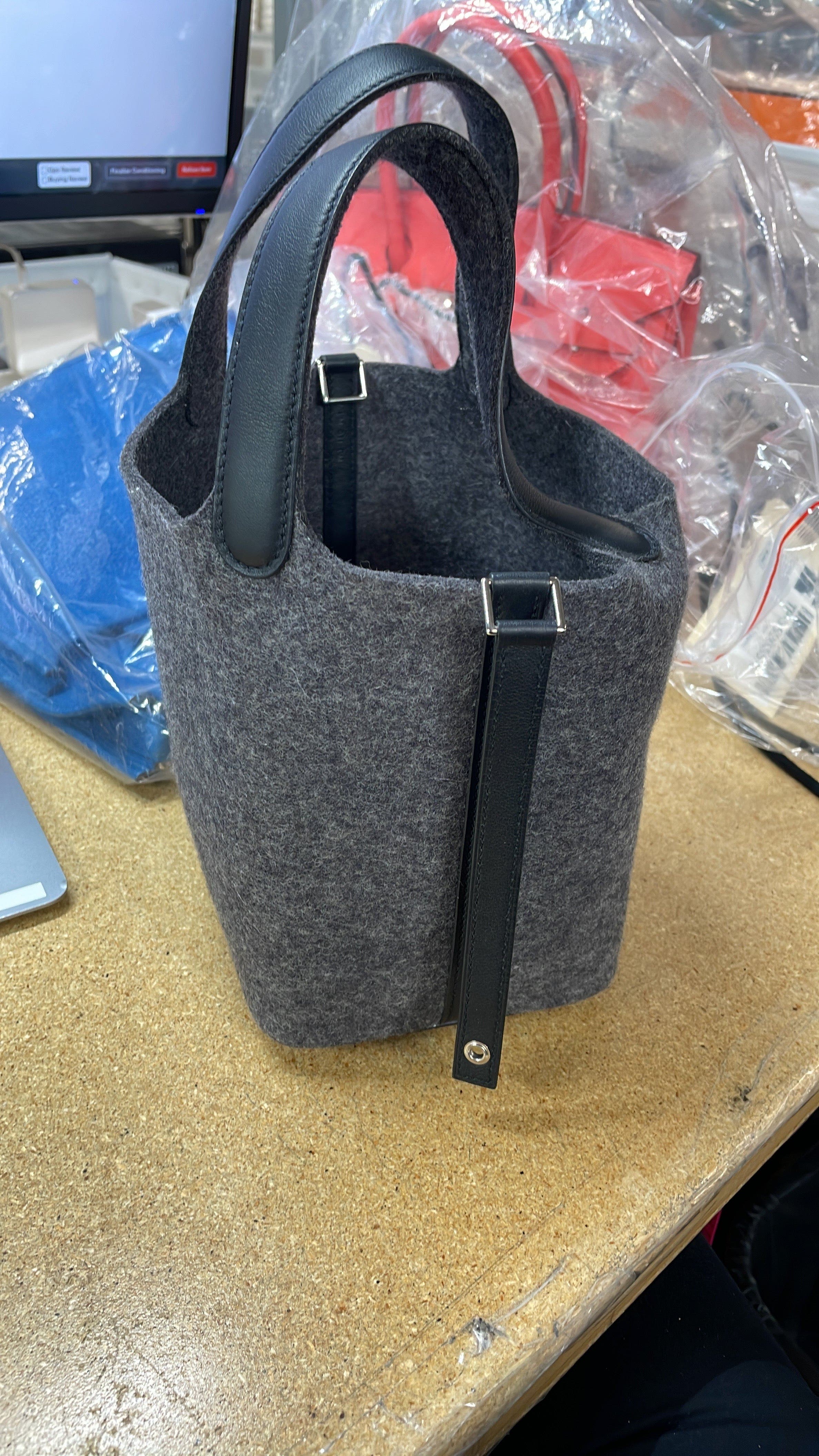 Pre-Owned Hermes Picotin Lock Bag Felt with Leather PM, Alternate, color, Gris Moyen