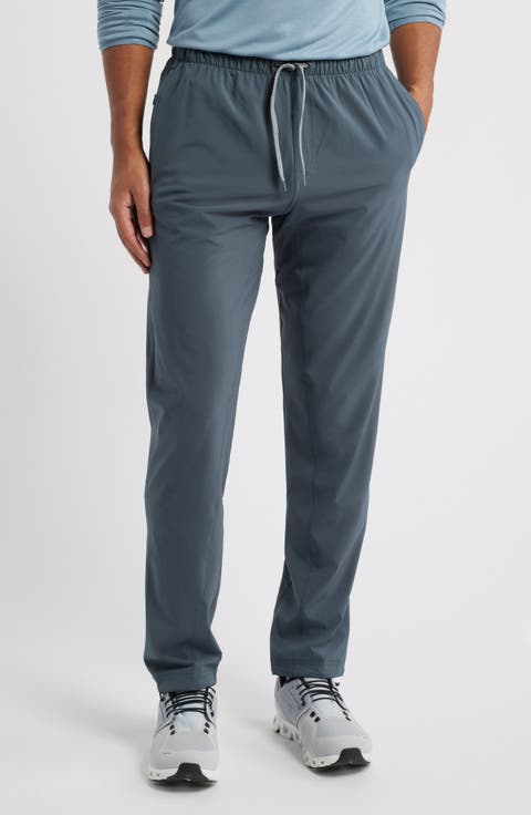 Modern Fit Short Sleeve Seersucker Sport Shirt | Hechter