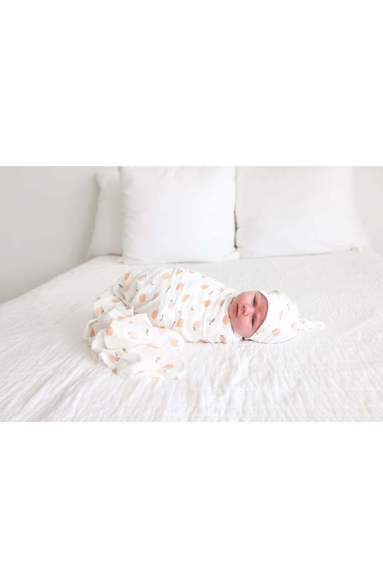 Lulujo Hello World Hat & Swaddle Set, Alternate, color, Peaches