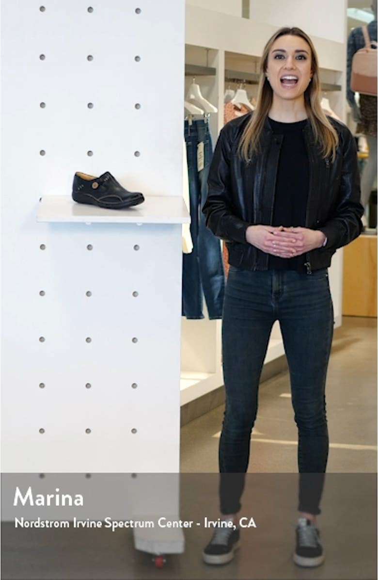 Un Loop Slip-On Flat, sales video thumbnail