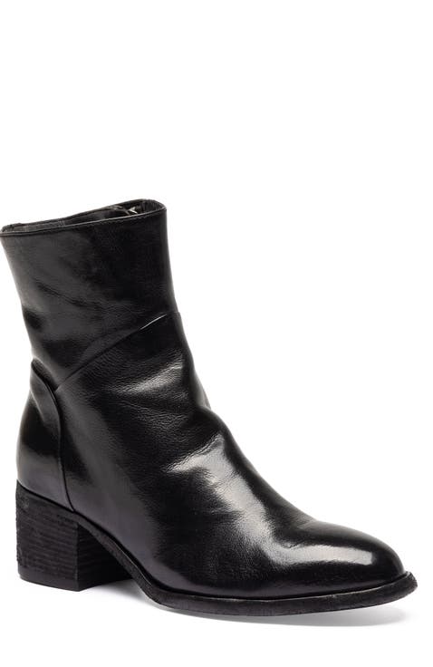 Denner 107 Leather Almond-Toe Bootie