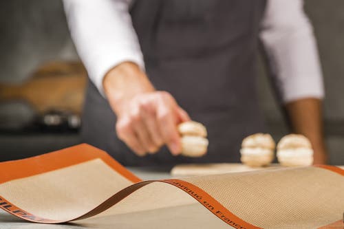 SILPAT SILPAT PREMIUM 3/4 SHEET NON-STICK SILICONE BAKING MAT