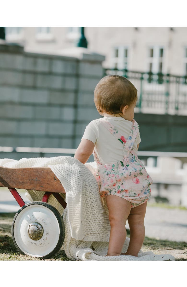 Deux par Deux Organic Cotton Jersey Bodysuit and Printed Berries Muslin Overall Set, Alternate, color, White & Pink Printed Berries