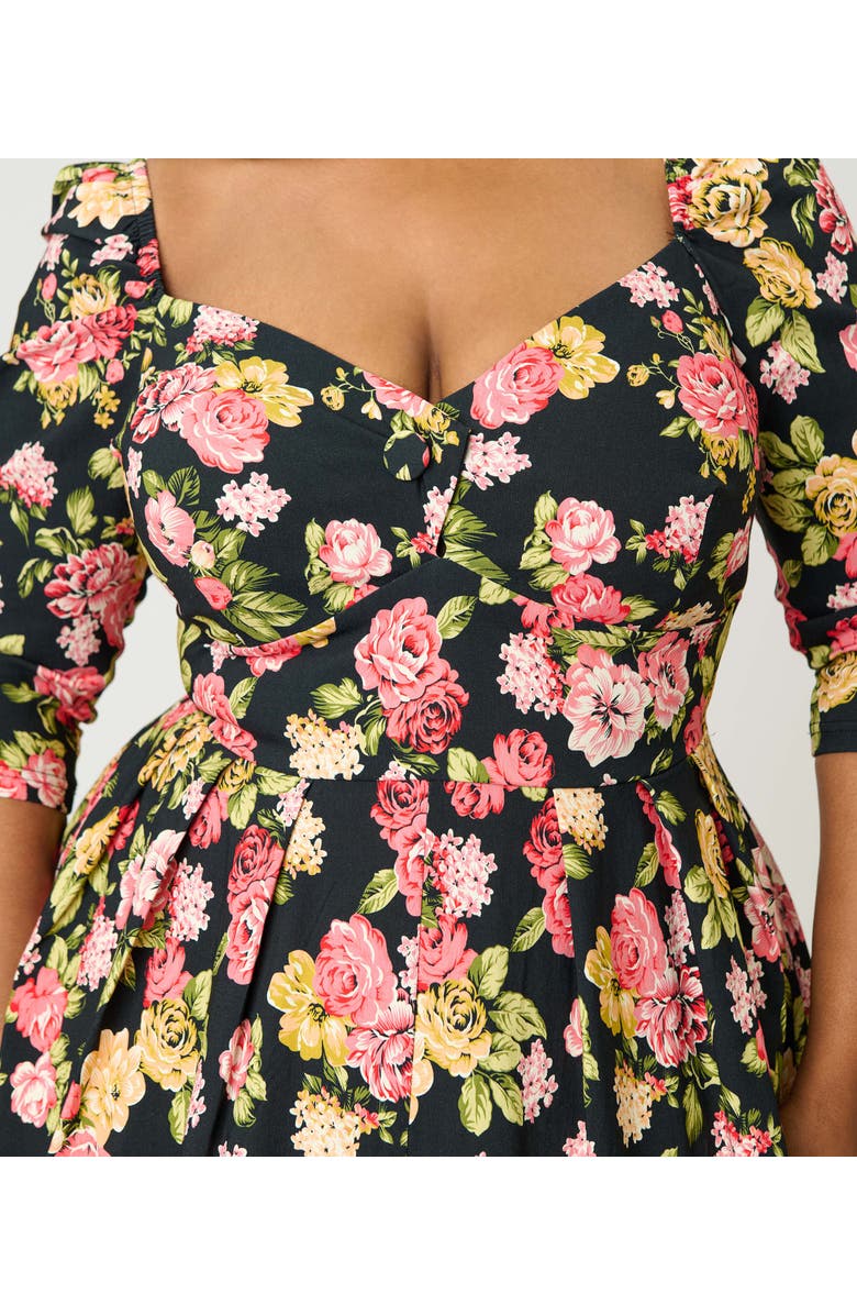 Unique Vintage Plus Size Woven Sweetheart Neckline Lamar Swing Dress, Alternate, color, Black Floral Print