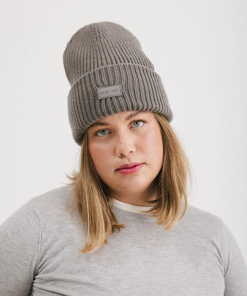 Gigi Pip Gigi Merino Wool Chunky Ribbed Beanie In Grey