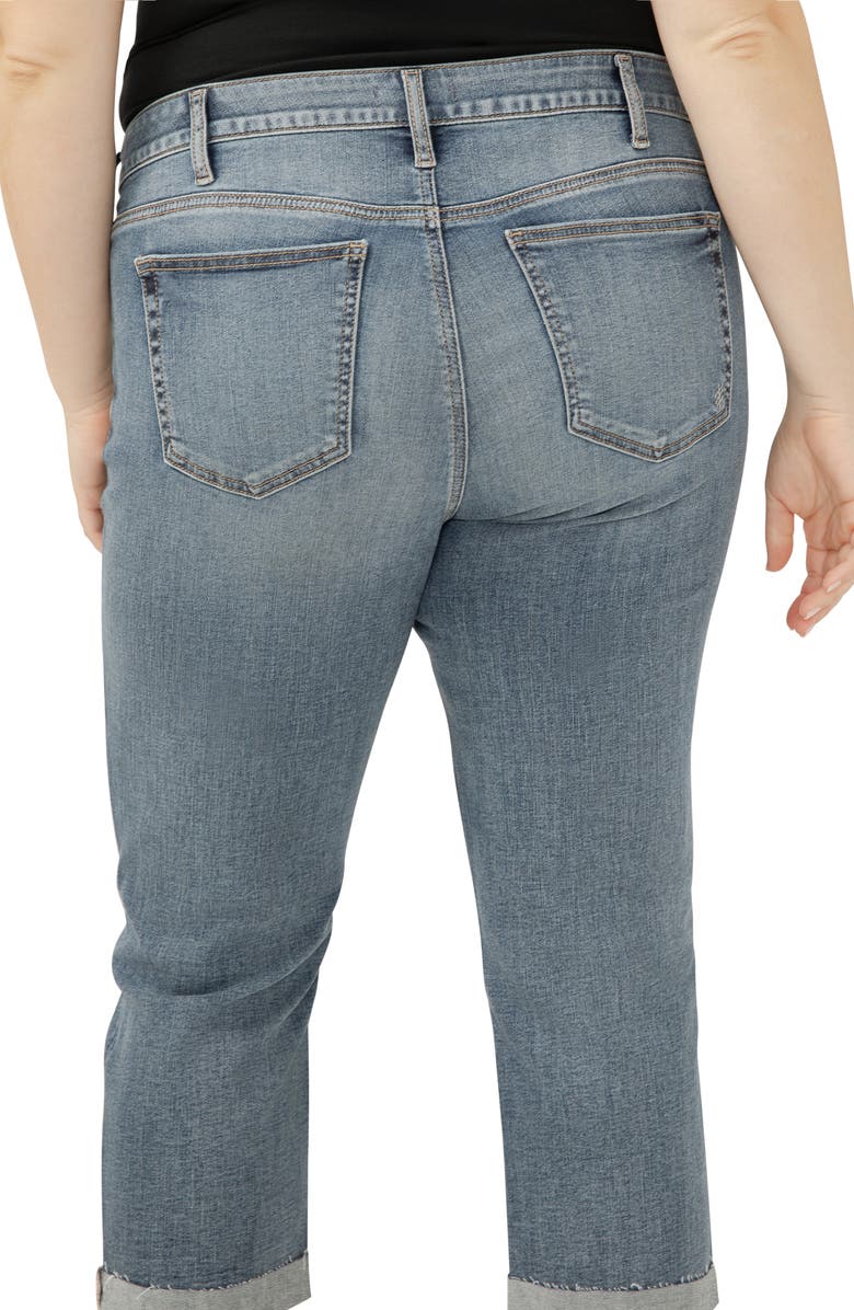 Silver Jeans Co. Elyse Curvy Mid Rise Capri Jeans, Alternate, color, Indigo