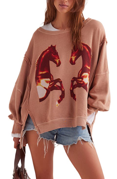 Camden Oversize Graphic Sweatshirt
