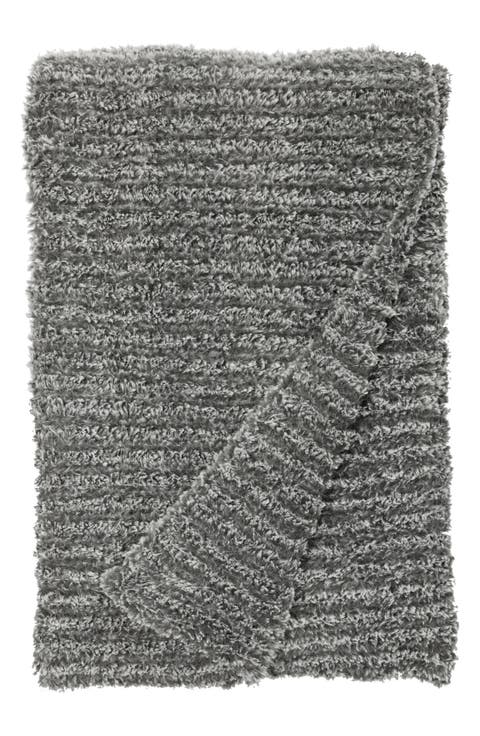 Giraffe at Home Luxe™ Knit Throw Blanket
