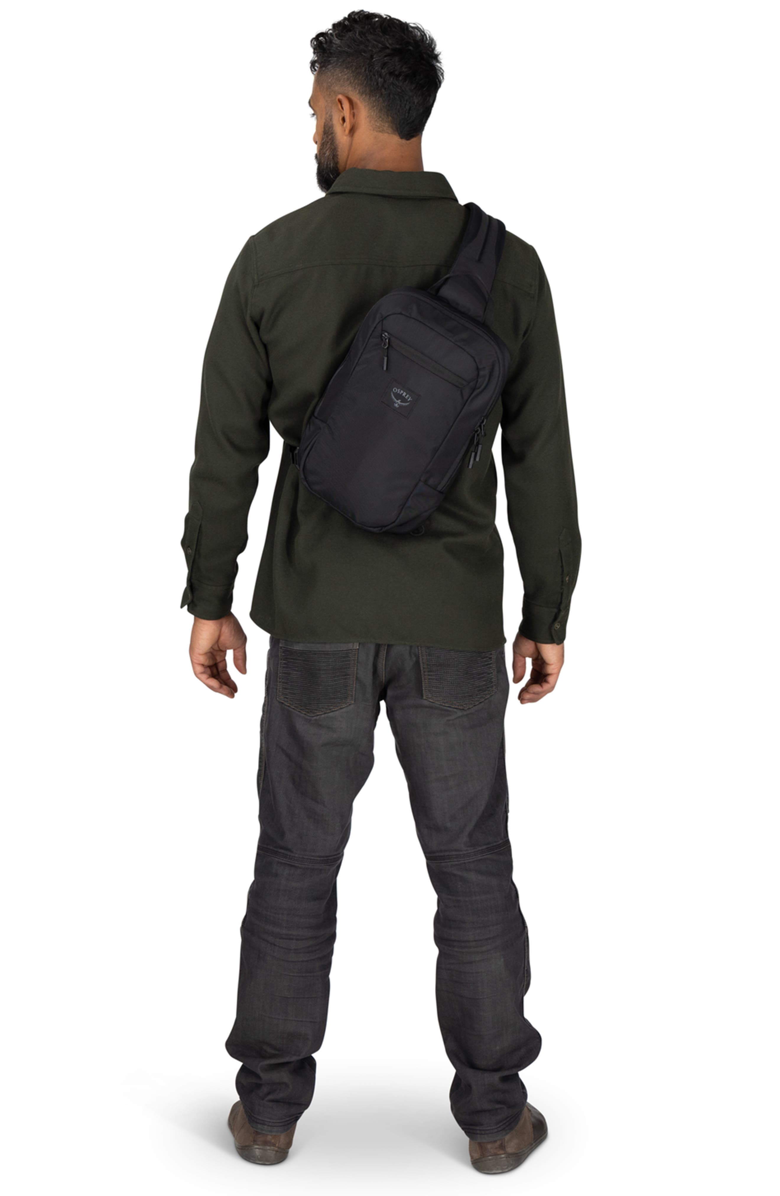 osprey daylite hanging toiletry kit for Travel and Adventure Daylite Accessories make it hiking_gear The North Face Base Pattern:Cincinnati Bengals Bandana