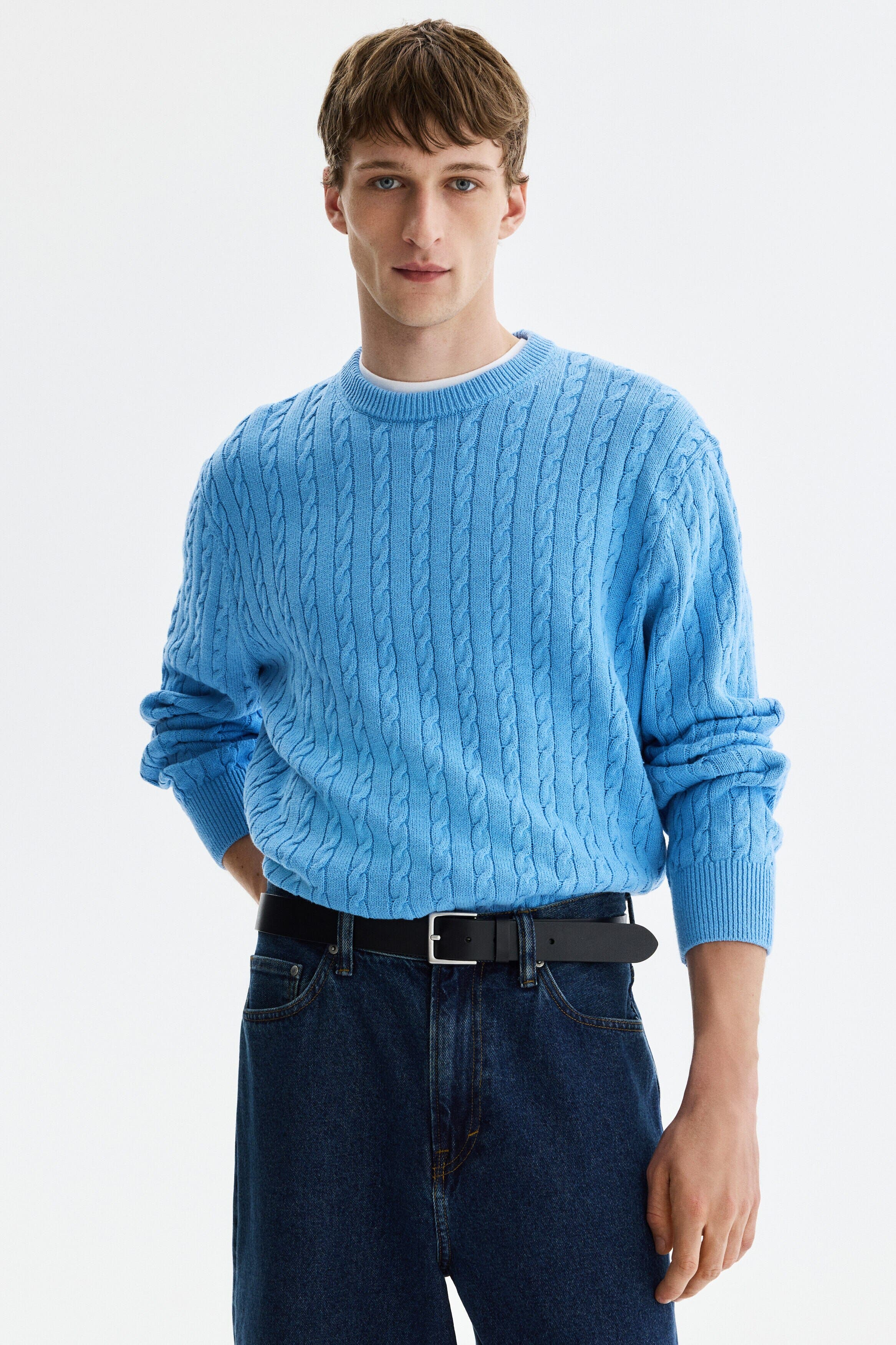 Regular-fit cable-knit sweater - image 3