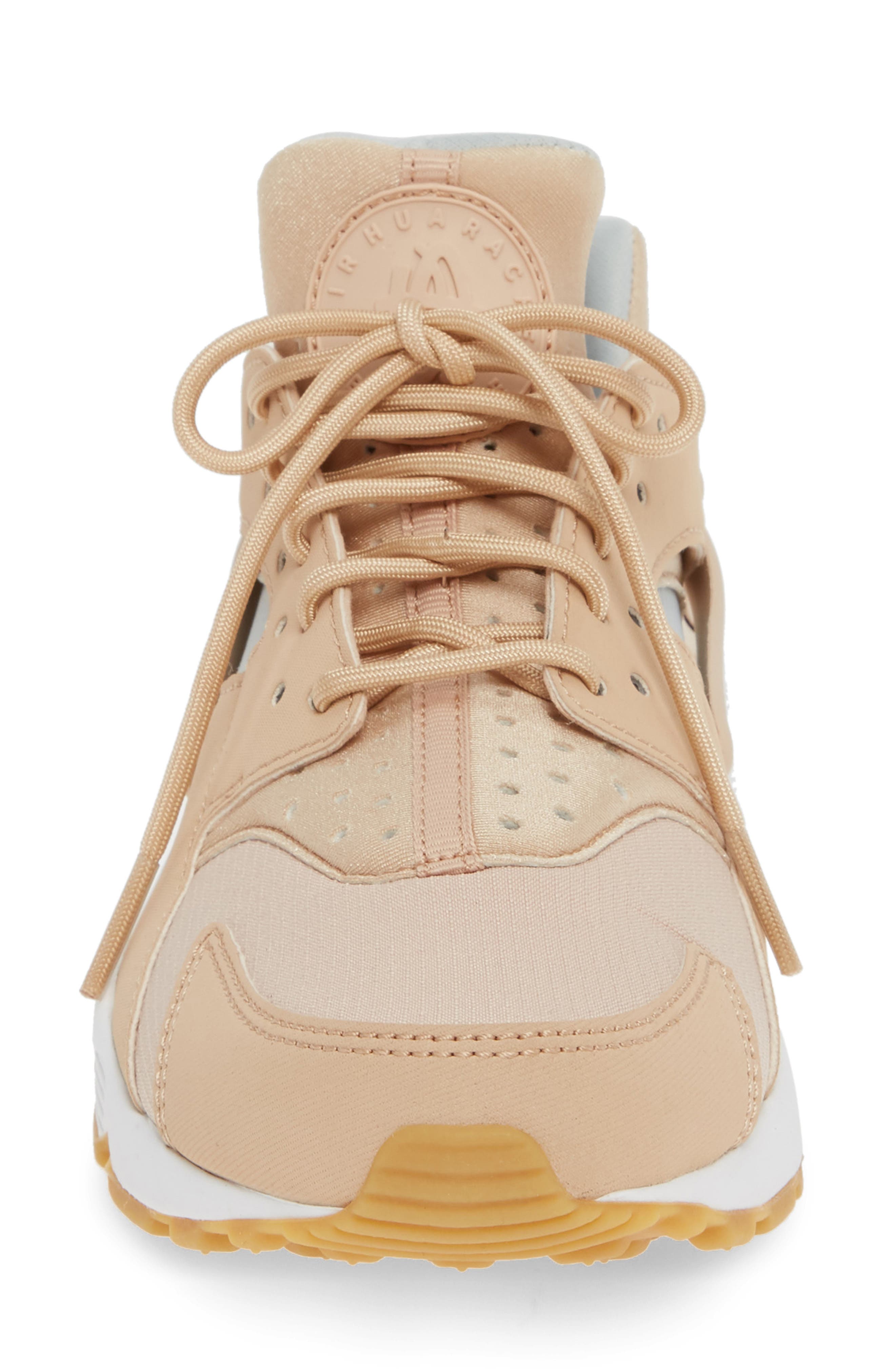 Nike Air Huarache Run Sneaker, Alternate, color, 