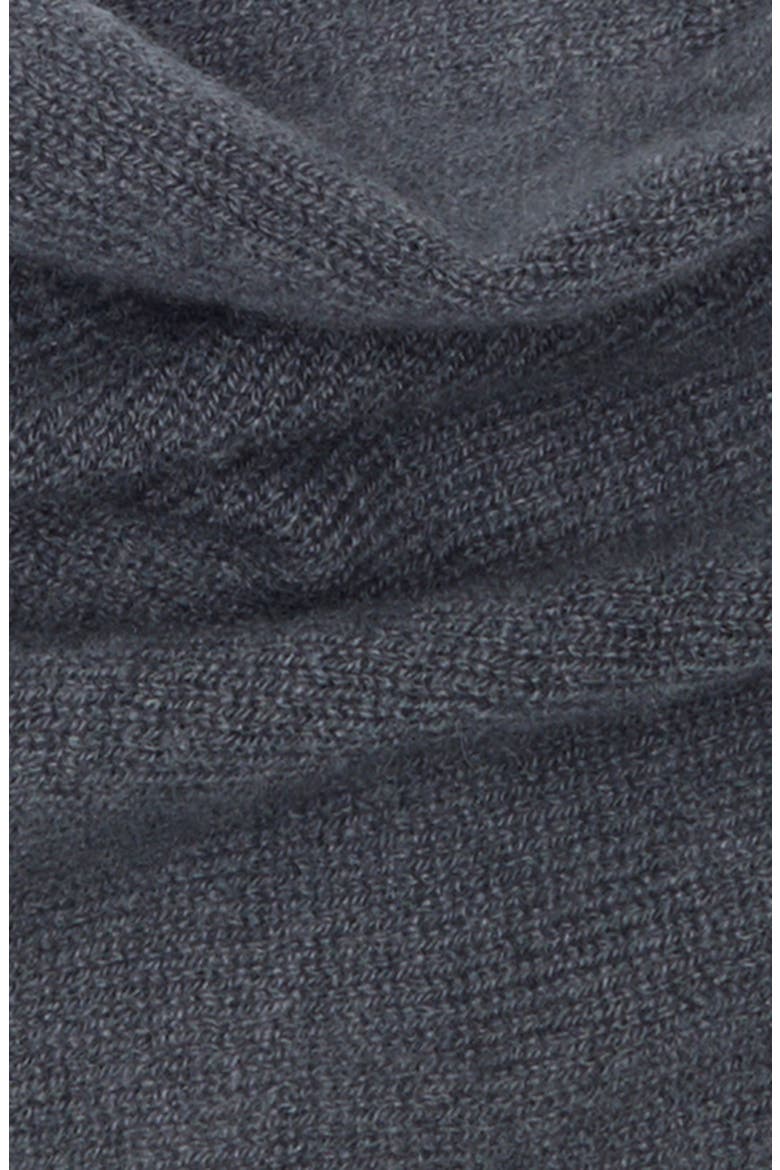 Reel Cashmere Triangle Scarf, Alternate, color, CRANE GREY SA7216