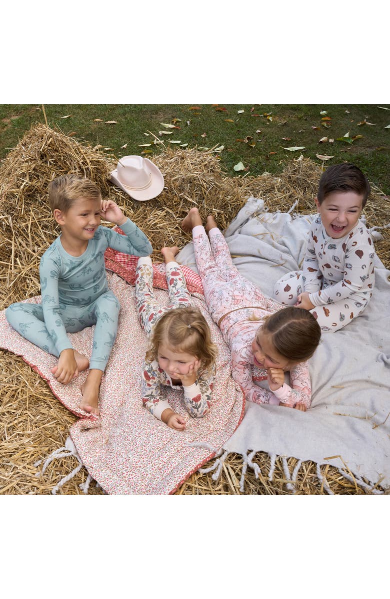 Modern Moments<sup>™</sup> by Gerber Hacci Sung Fit Footless Pajama Set, Alternate, color, Pink