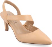 Journee Collection Scarlett Pointed Toe Pump
