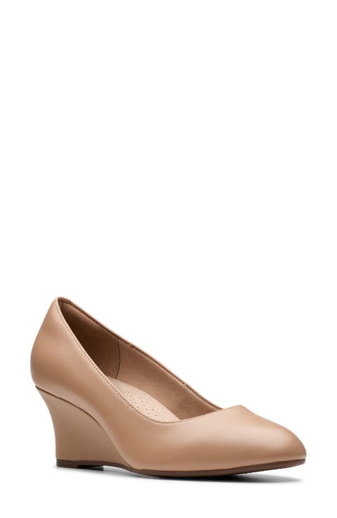 Olivette Pearl Wedge Pump (Women)