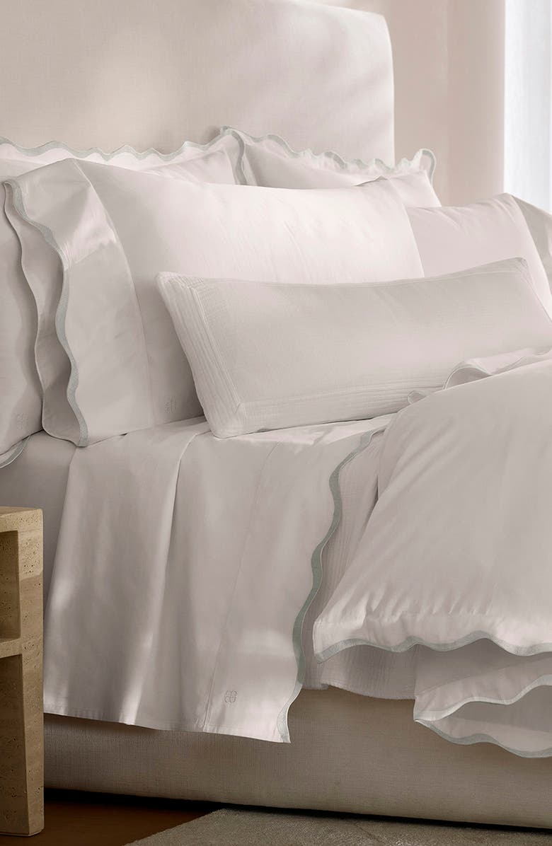 Boll & Branch Signature Curved Edge Organic Cotton Sheet Set, Alternate, color, White/ Mist