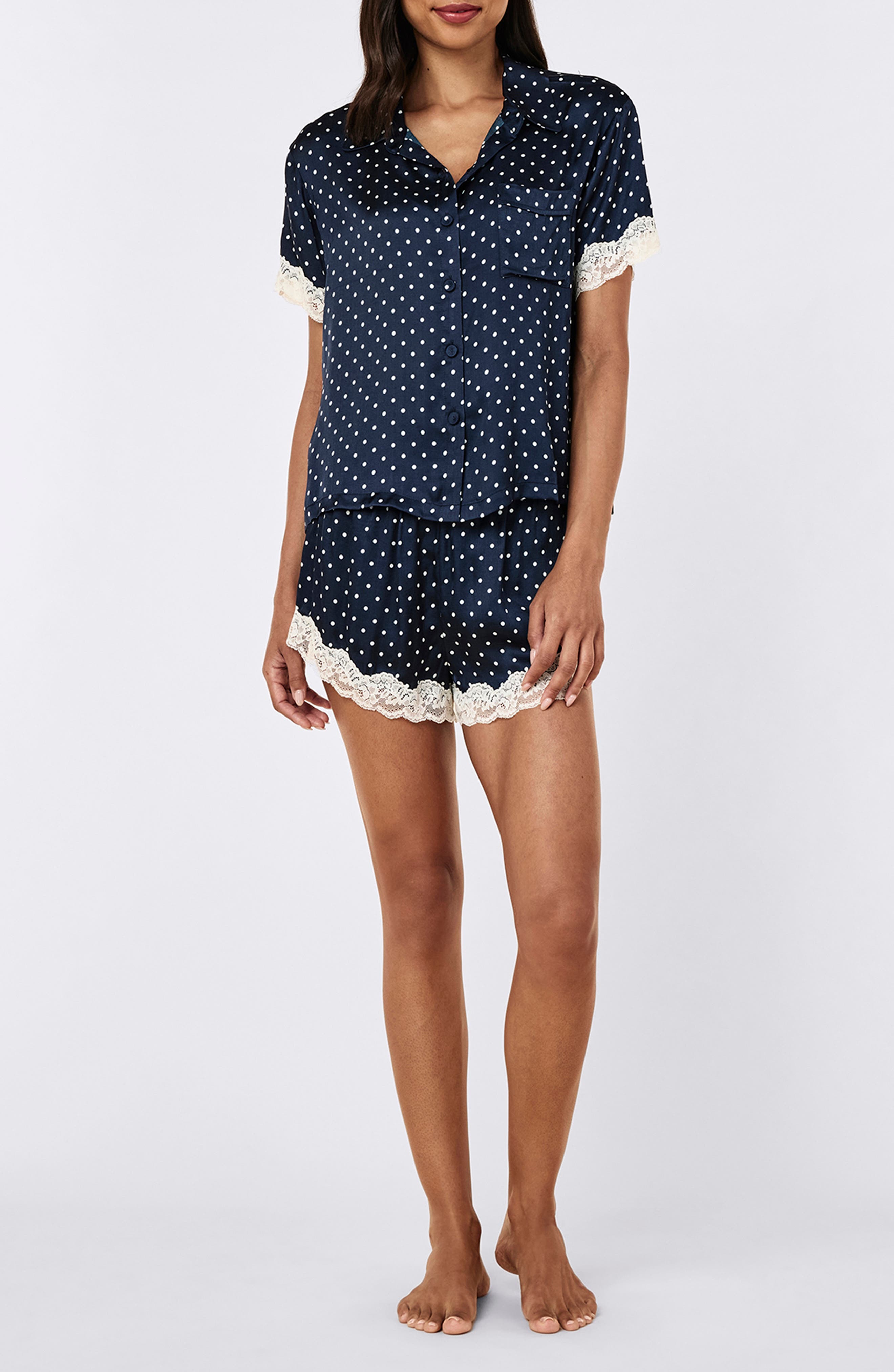 selected DEEP NAVY/ MINI CREAM SPOT
