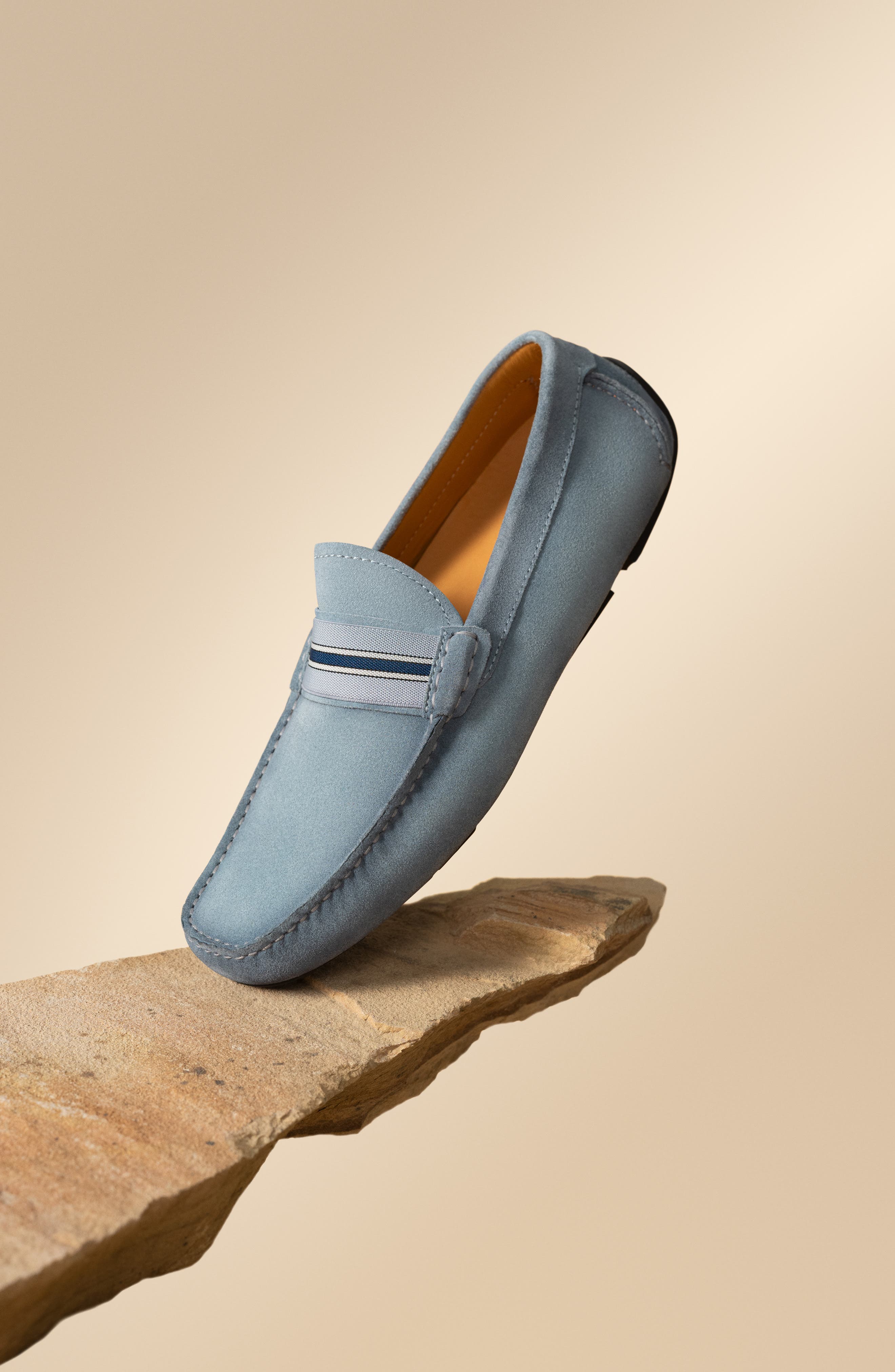 Magnanni Loira Loafer, Alternate, color, 