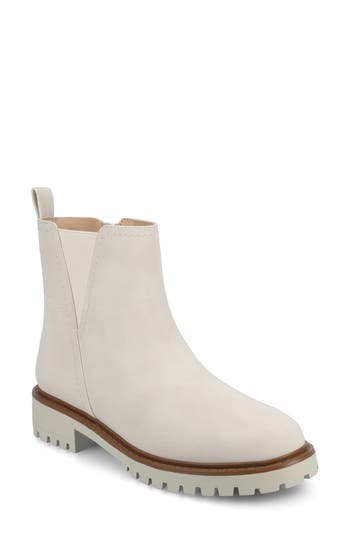Journee Collection Junnah Chelsea Boot In Brown