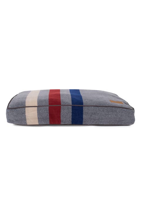 Fleece Napper Pet Bed