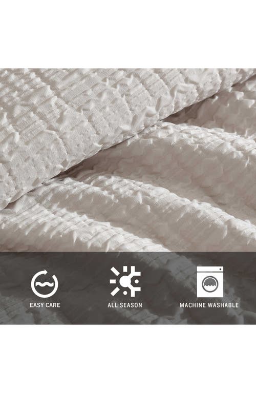 Kenneth Cole New York Serenity Waves Duvet Cover & Sham Set In Light Beige