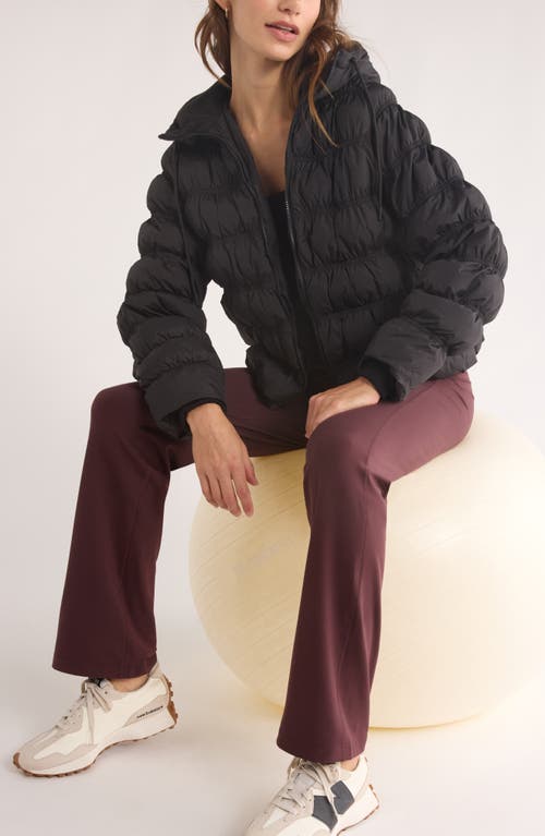 Zella Shirred Channel Quilted Water Repellent Hooded Jacket In Black
