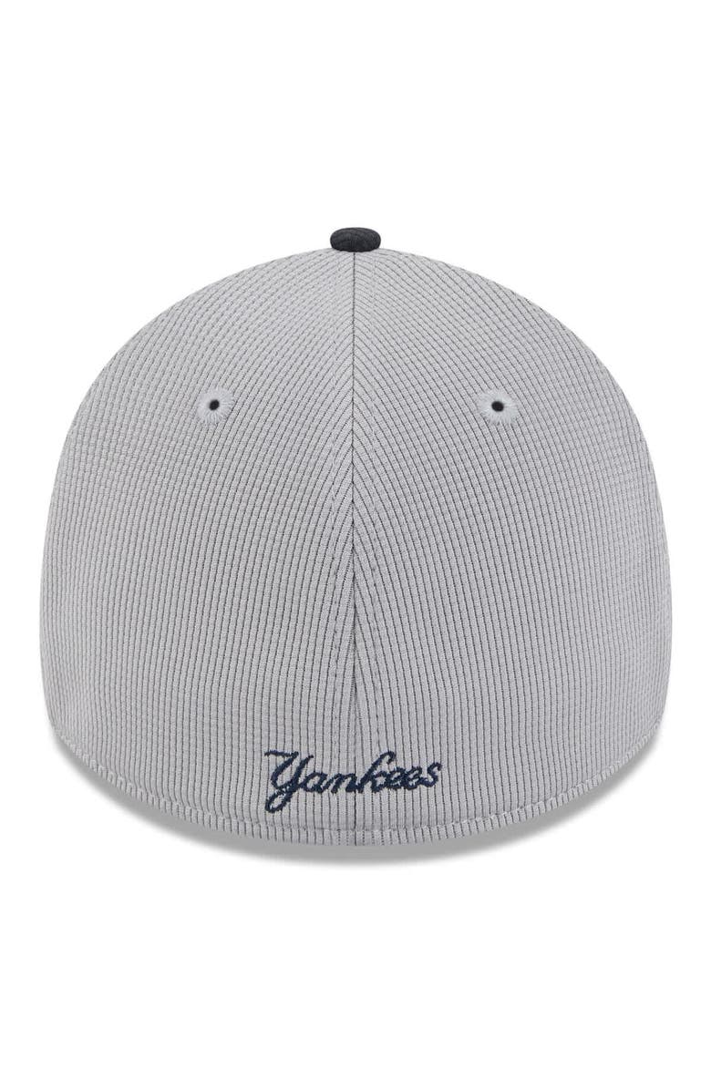 New Era Men's New Era  Gray/Navy New York Yankees 2025 Spring Training 39THIRTY Flex Hat, Alternate, color, 