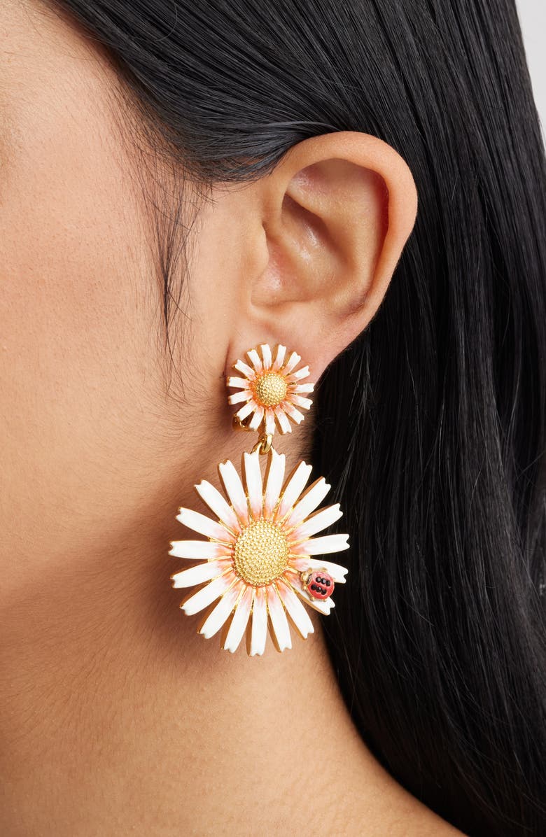 Kenneth Jay Lane Daisy Drop Earrings, Alternate, color, Gold