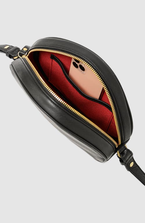 Tah Circle Bag Crossbody In Black