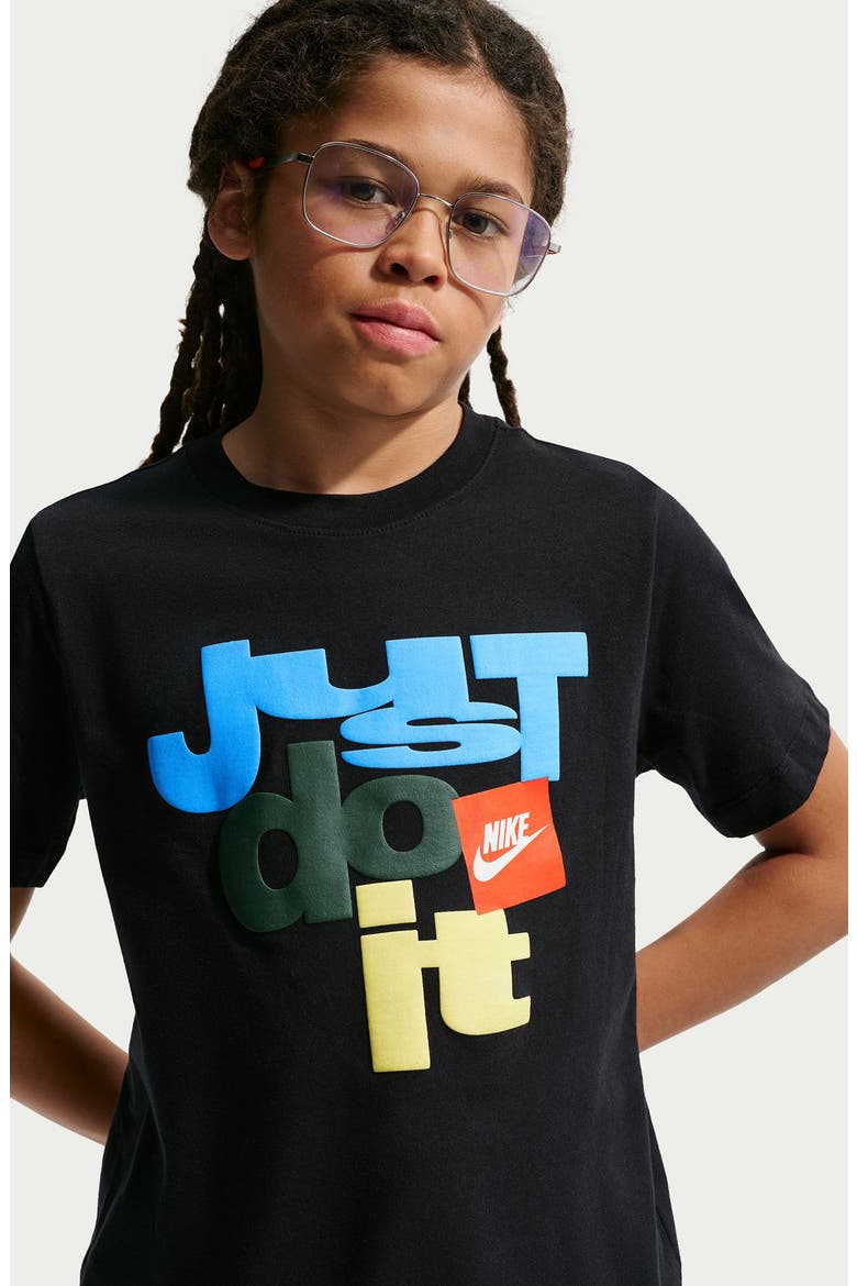 Kids' Nike Sportswear Graphic T-Shirt, Alternate, color, BLACK