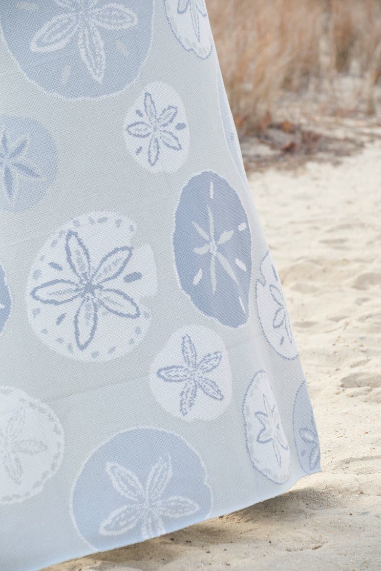 Sand Dollar Pattern Indoor and Outdoor Throw Blanket, Alternate, color, Blue