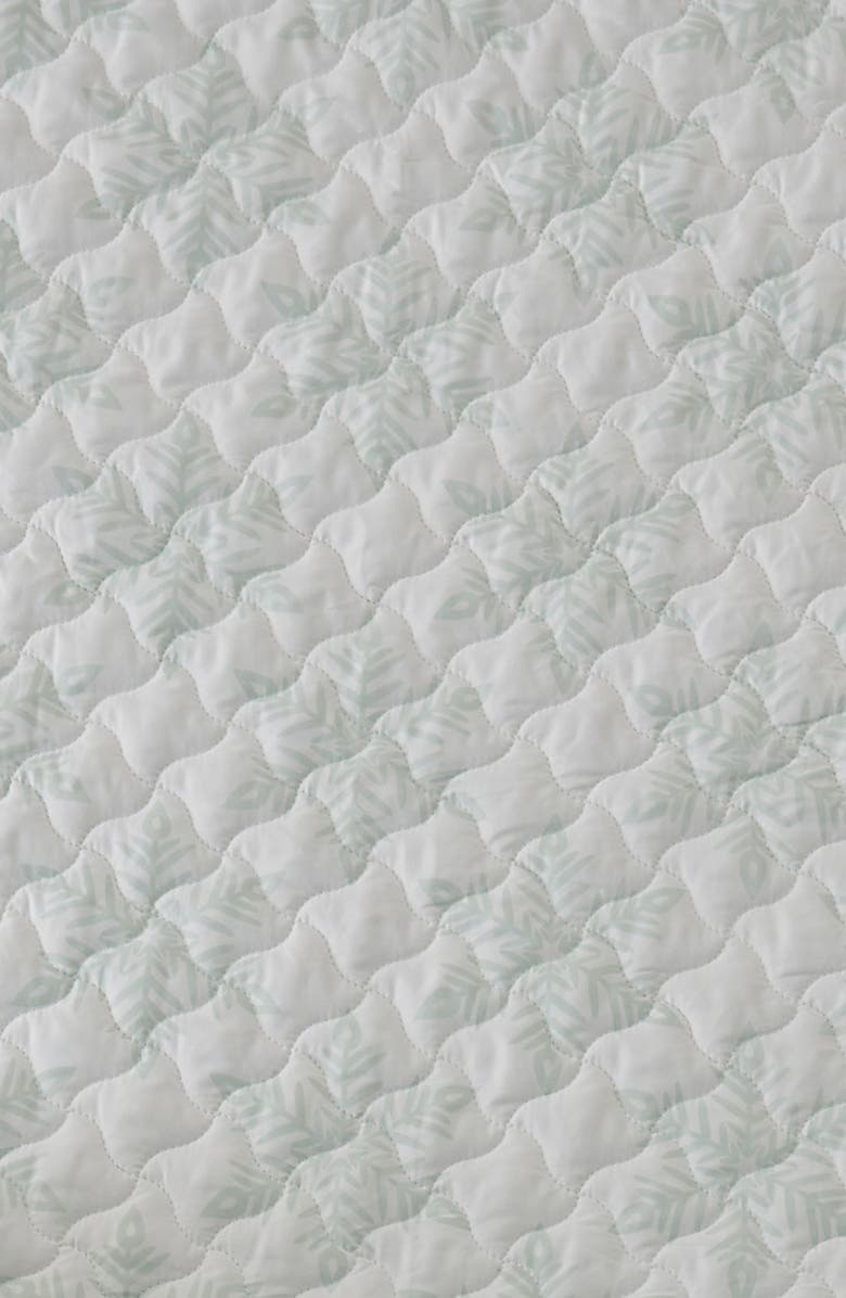 Woven & Weft Winter Snowman Quilt & Sham Set, Alternate, color, Large Snowflake