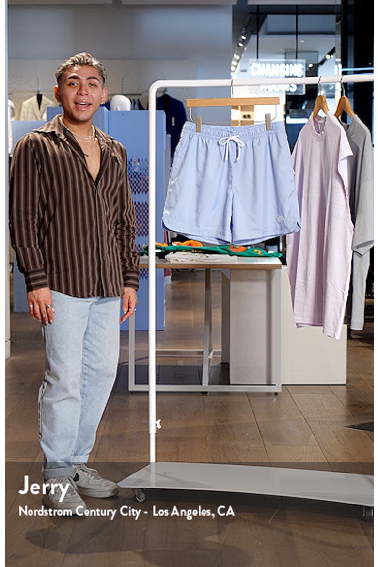 Men's Woven Lined Flow Shorts video