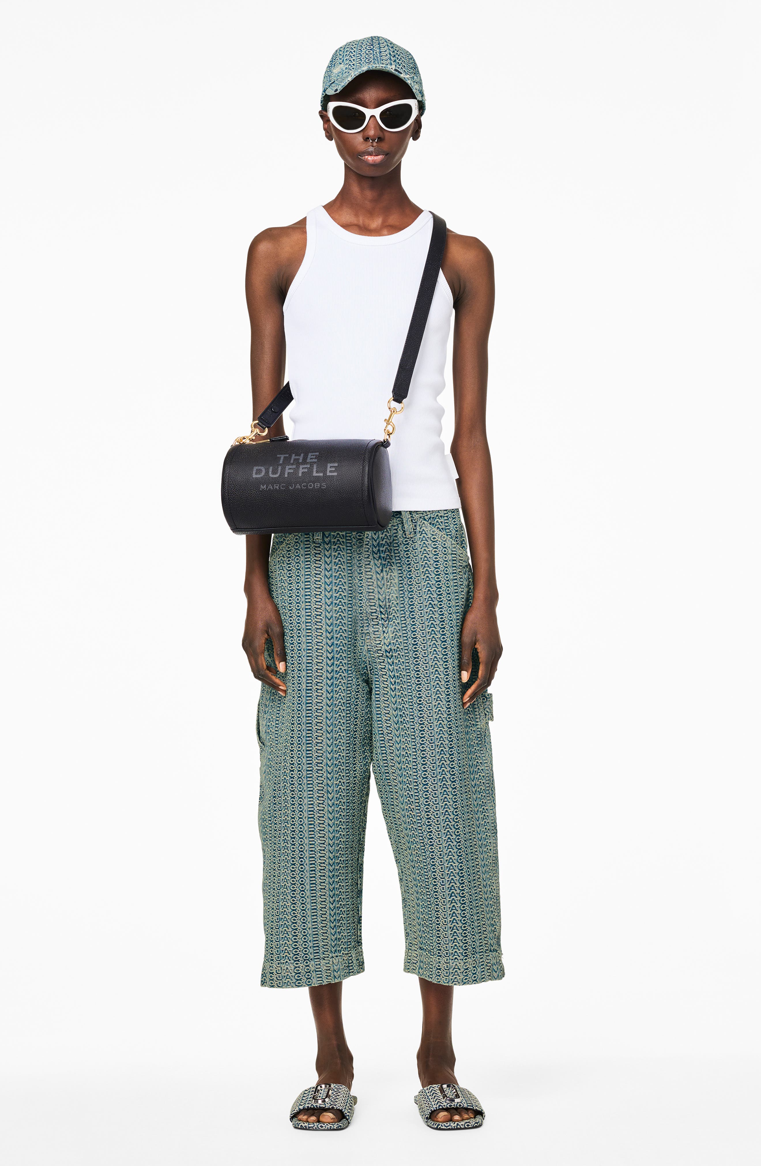 Marc Jacobs The Leather Duffle Bag, Alternate, color, 