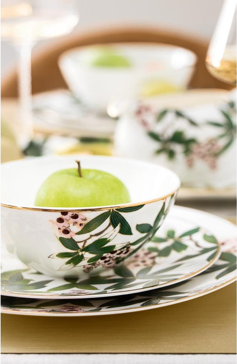 Togas Belize plate, Alternate, color, White