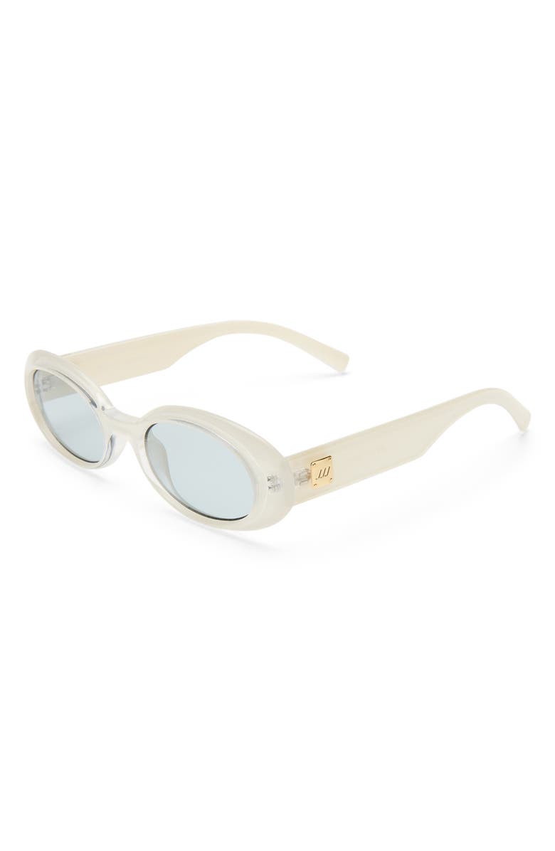 Le Specs Work It 53mm Oval Sunglasses, Alternate, color, Vanilla Pearl / Smoke Tint