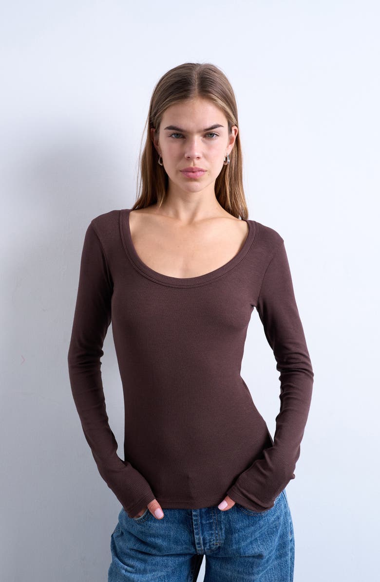 Topshop Scoop Neck Long Sleeve Rib Top, Main, color, Brown