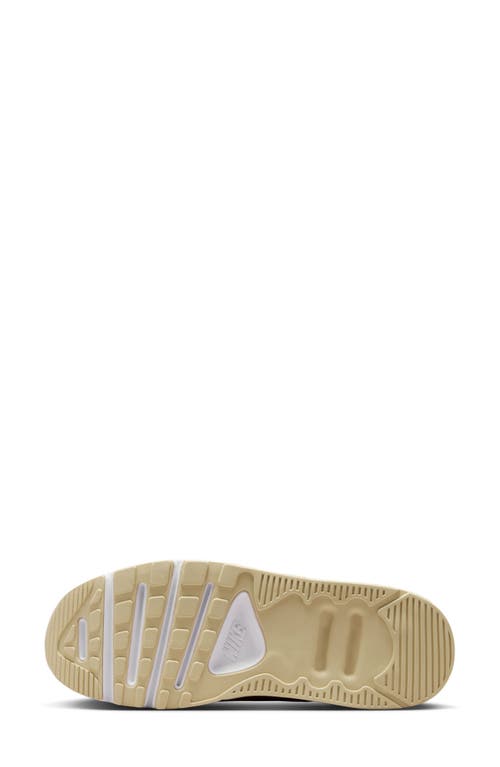 Nike Air Max 90 Lv8 Platform Sneaker