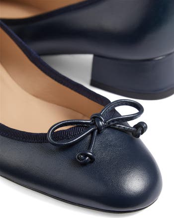 Aurelie Pump