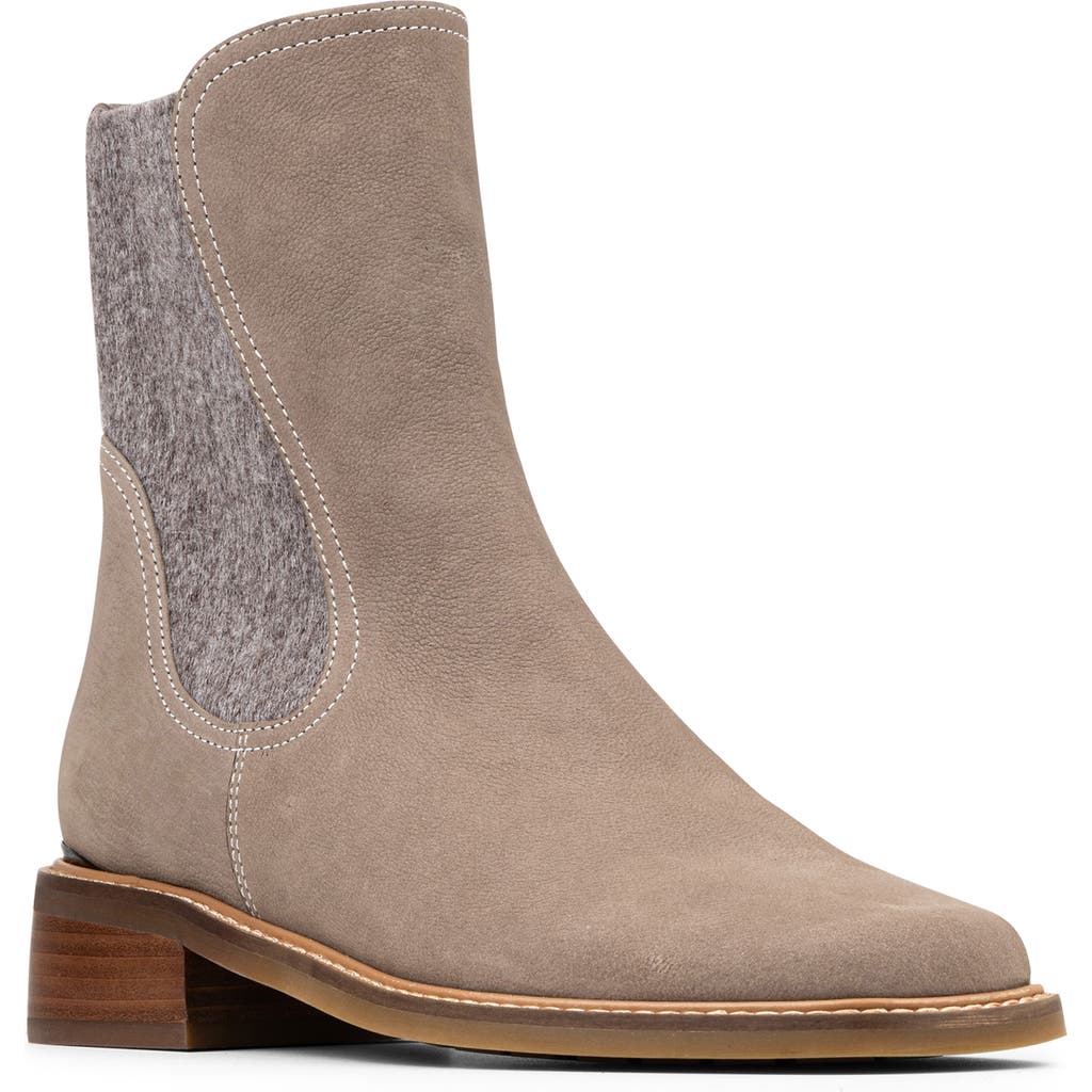 Donald Pliner Autumn Chelsea Boot in Gray  product
