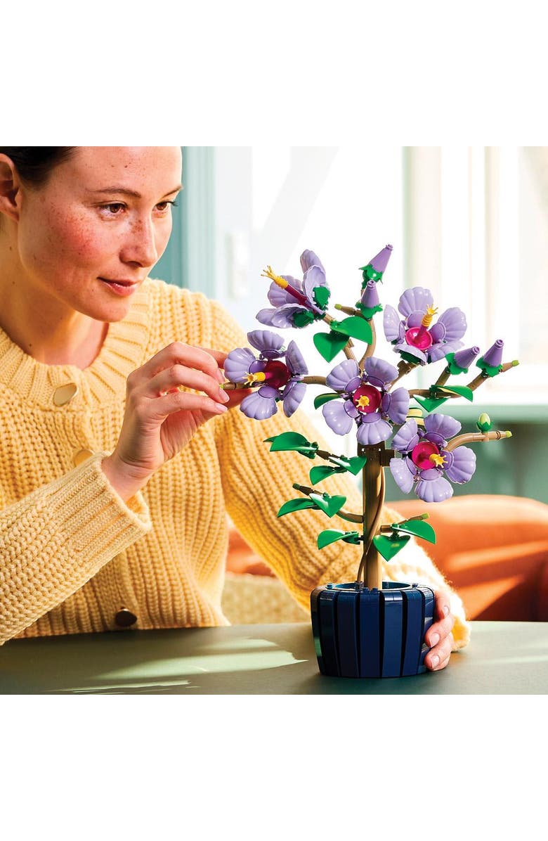 LEGO <sup>®</sup> Hibiscus - 10372, Alternate, color, Multicolored