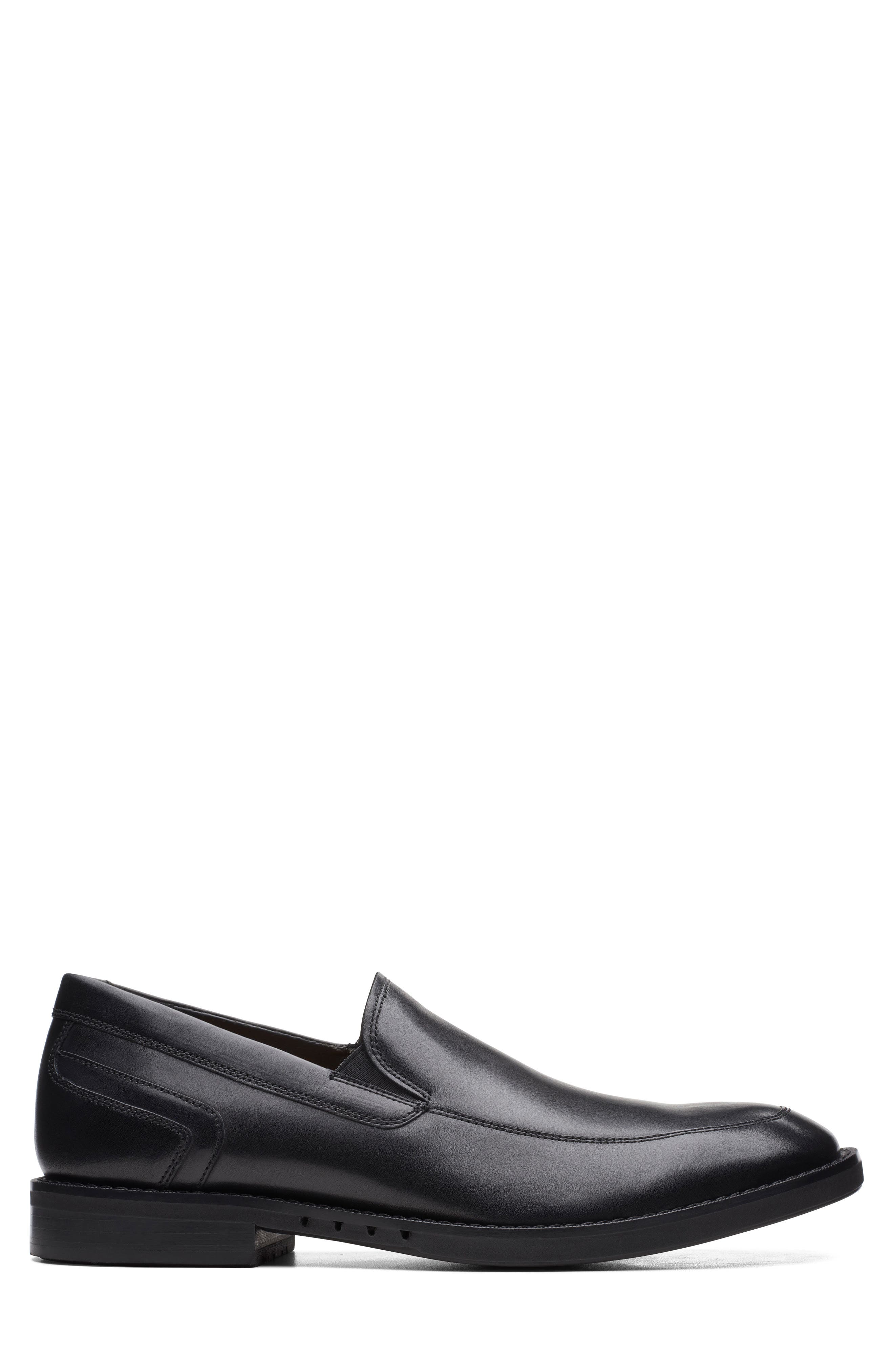 Clarks<sup>®</sup> Un Hugh Step Loafer, Alternate, color, 