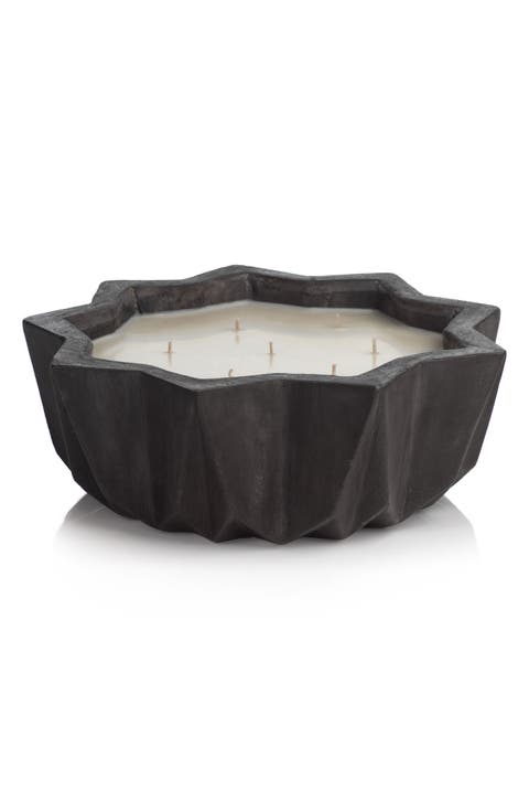Villa Nouza 7-Wick Concrete Candle